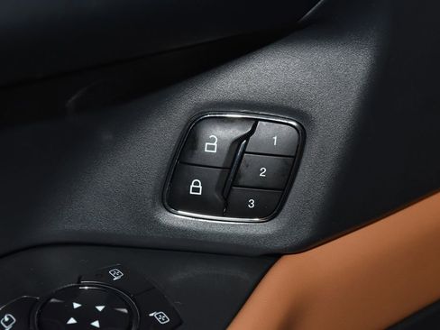 Used 2024 Ford Expedition Max Platinum image 5