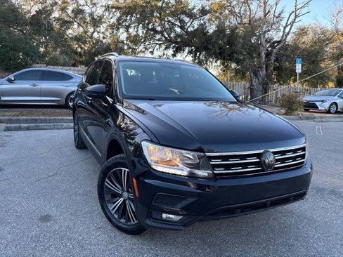 Used 2019 Volkswagen Tiguan SEL image 4