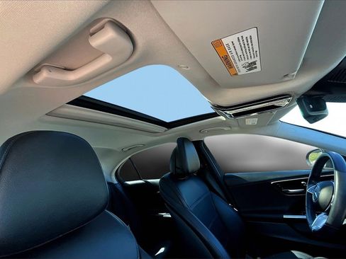 Used 2023 Mercedes-Benz C 300 Sedan image 26