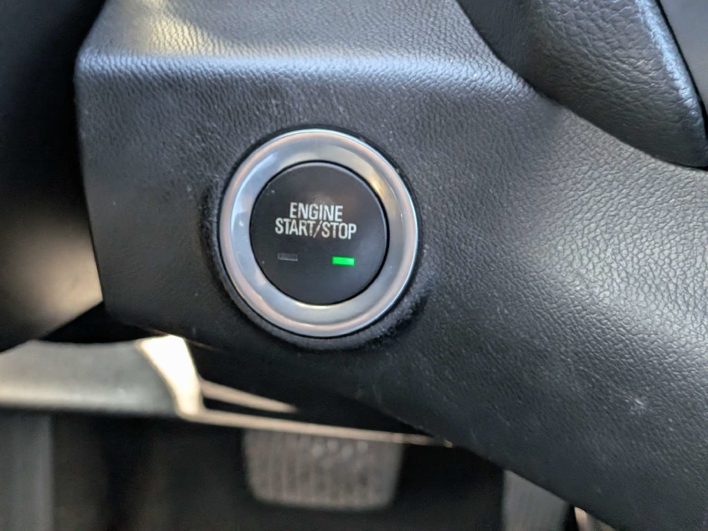 Used 2018 GMC Terrain SLE FWD image 29