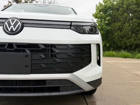New 2026 Volkswagen Tiguan SE AWD/4WD image 4
