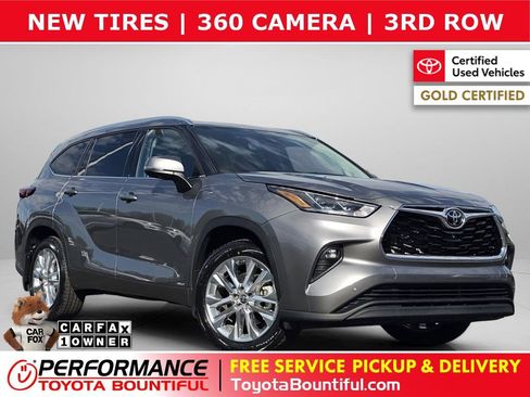 Used 2025 Toyota Highlander Limited AWD/4WD image 1