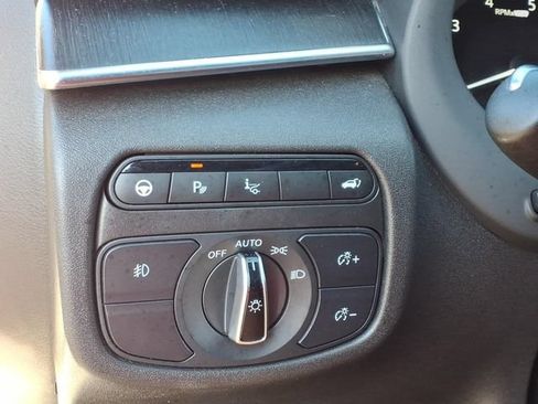 Used 2022 INFINITI QX55 Sensory w/ Lighting Package AWD/4WD image 10