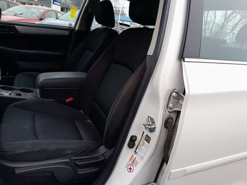 Used 2017 Subaru Legacy 2.5i w/ Alloy Wheel Package image 12