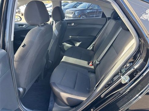 Used 2020 Hyundai Accent SEL image 6