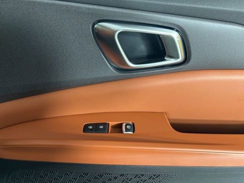 New 2026 Kia Carnival EX FWD image 12