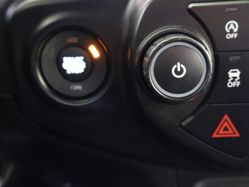 Used 2021 Jeep Wrangler Unlimited Rubicon image 28