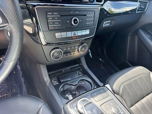 Used 2019 Mercedes-Benz GLS 450 4MATIC w/ Premium 1 Package image 30