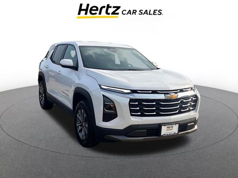 Used 2025 Chevrolet Equinox LT FWD image 1