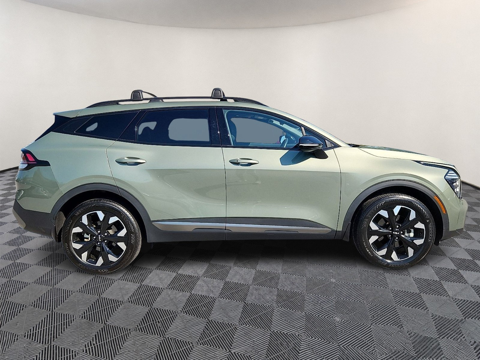 Certified 2024 Kia Sportage X-Line w/ X-Line Premium Package AWD/4WD image 7