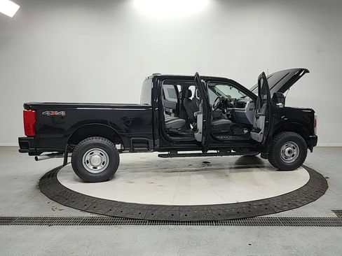 Used 2024 Ford F250 XL w/ XL Off-Road Package AWD/4WD image 16