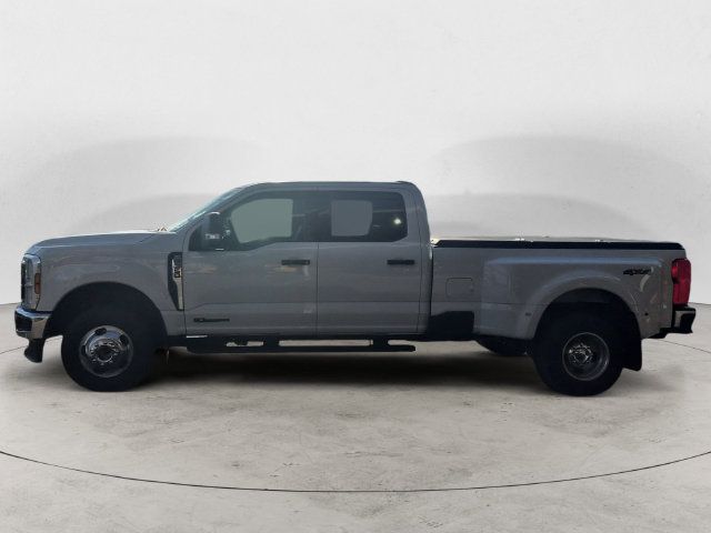 Used 2024 Ford F350 XLT AWD/4WD image 8