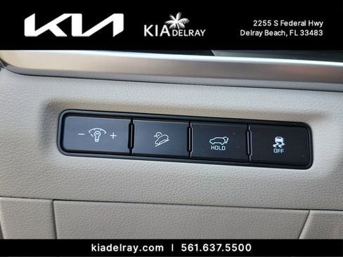 Used 2024 Kia Telluride EX w/ EX Captain's Chair Package FWD image 26
