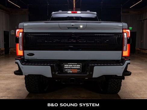 Used 2026 Ford F250 Platinum AWD/4WD image 8