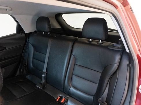 Used 2023 Chevrolet TrailBlazer LT FWD image 17
