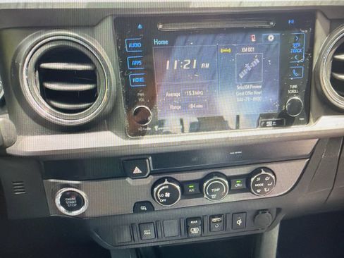 Used 2019 Toyota Tacoma TRD Sport RWD image 18