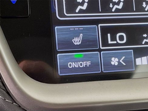 Used 2025 Subaru Legacy Limited w/ Popular Package #3 image 23