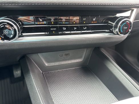 New 2026 Chevrolet Equinox LT w/ LPO, Floor Liner Package image 44