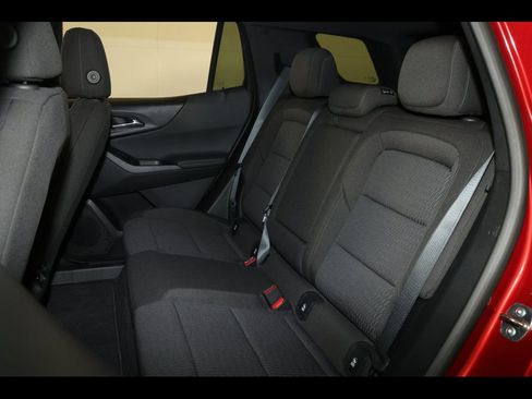 New 2026 Chevrolet Equinox LT w/ Safety and Technology Package AWD/4WD image 23