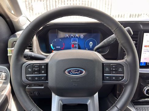 New 2026 Ford F250 Lariat w/ Black Appearance Package AWD/4WD image 28