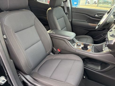 Used 2023 GMC Acadia SLE w/ Driver Convenience Package image 25