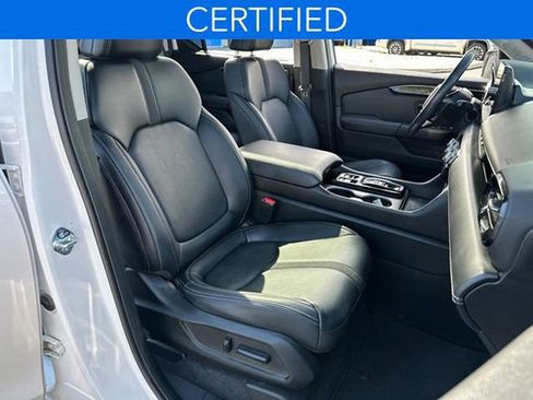 Used 2023 Honda Pilot Touring image 18