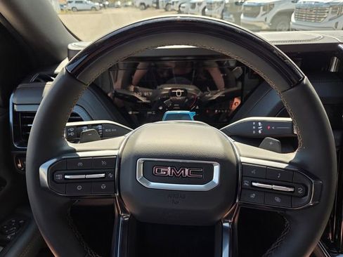 New 2026 GMC Yukon AT4 w/ AT4 Premium Plus Package image 32