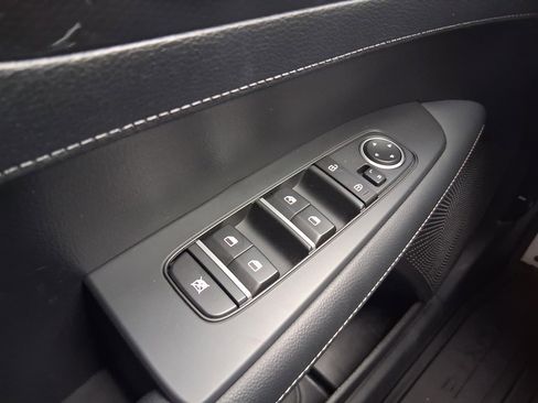 Used 2024 Kia Forte GT-Line image 18