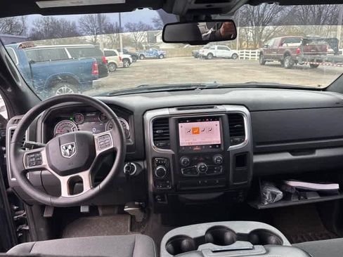 Used 2022 RAM 1500 Classic Warlock w/ Electronics Group image 7
