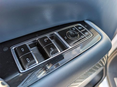 Used 2025 Cadillac Escalade IQ Sport 2 image 13