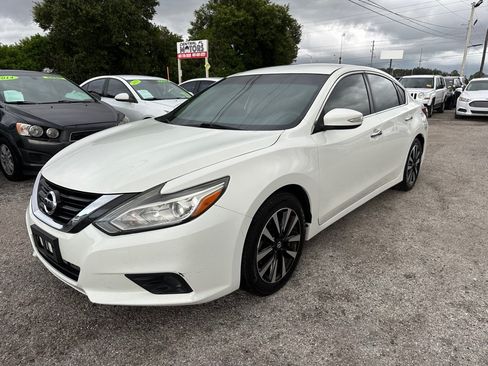 Used 2018 Nissan Altima 2.5 SL FWD image 3