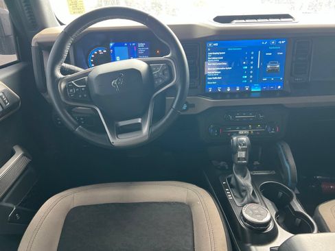 Used 2022 Ford Bronco Wildtrak AWD/4WD image 36