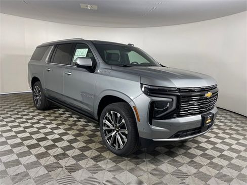 New 2026 Chevrolet Suburban High Country image 22