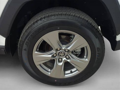 Certified 2025 Toyota RAV4 XLE FWD image 9
