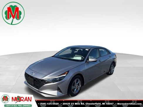 Used 2021 Hyundai Elantra SE image 1