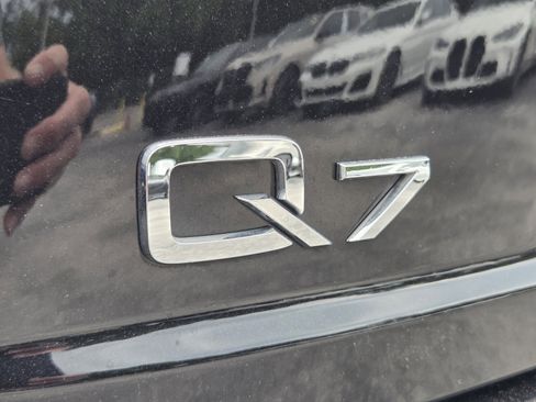Used 2019 Audi Q7 3.0T Prestige AWD/4WD image 14