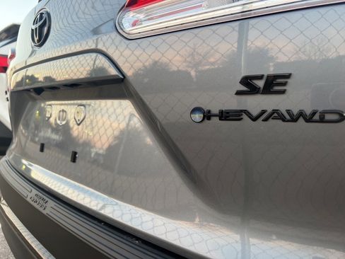 Used 2025 Toyota Corolla Cross AWD Hybrid image 6