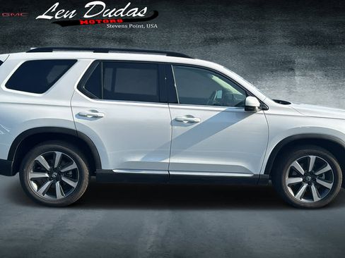 Used 2025 Honda Pilot Elite image 5