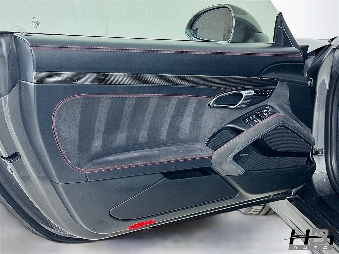 Used 2015 Porsche 911 Carrera GTS w/ GTS Interior Package RWD image 13