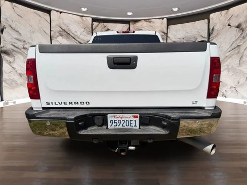 Used 2011 Chevrolet Silverado 2500 LT w/ Interior Plus Package image 7