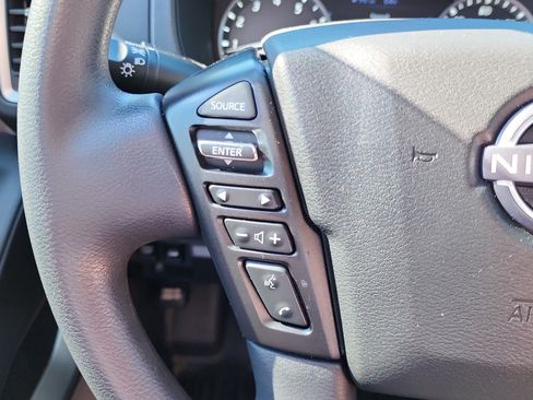 Used 2024 Nissan Frontier SV w/ Tow Package image 20