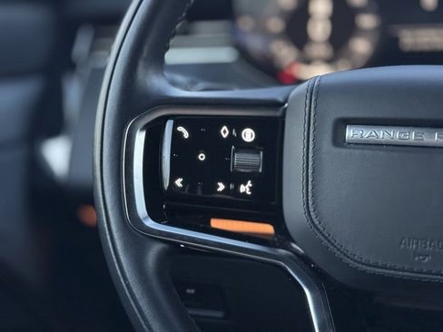 Used 2025 Land Rover Range Rover Sport SE image 23
