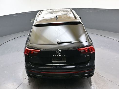Certified 2024 Volkswagen Tiguan SE R-Line image 50