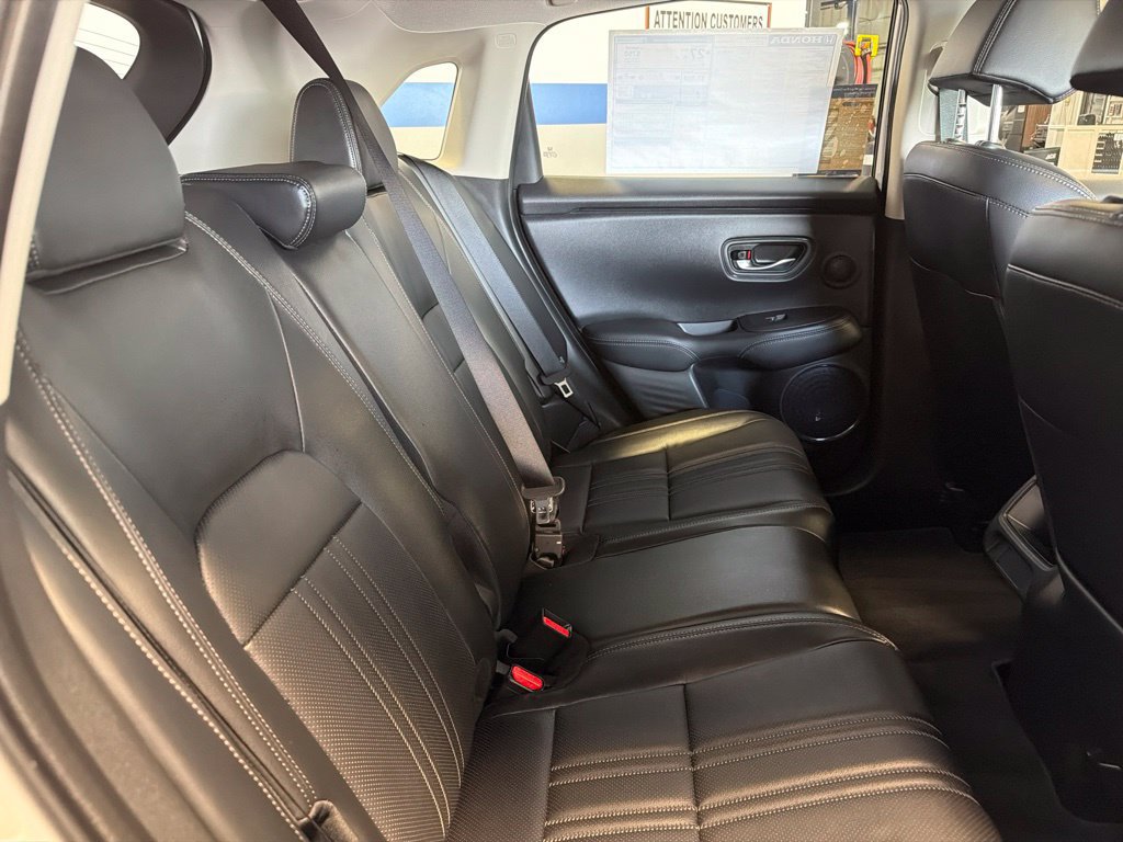 Certified 2026 Honda HR-V EX-L image 28