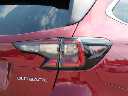 Used 2024 Subaru Outback Limited AWD/4WD image 17
