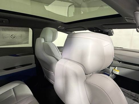 New 2026 Cadillac Optiq Luxury 2 AWD/4WD image 29