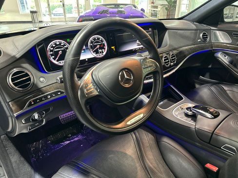 Used 2015 Mercedes-Benz S 63 AMG 4MATIC Sedan image 38