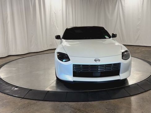 Used 2024 Nissan Z Performance w/ Floor Mat Package image 5