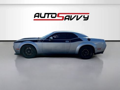 Used 2023 Dodge Challenger R/T Scat Pack RWD image 4