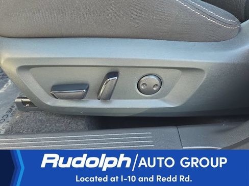 Used 2025 Nissan Rogue SV AWD/4WD image 12